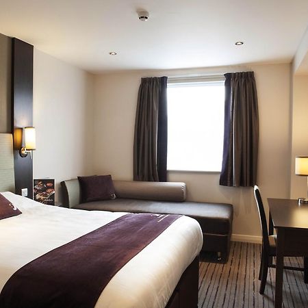Premier Inn Glasgow Pacific Quay Quarto foto