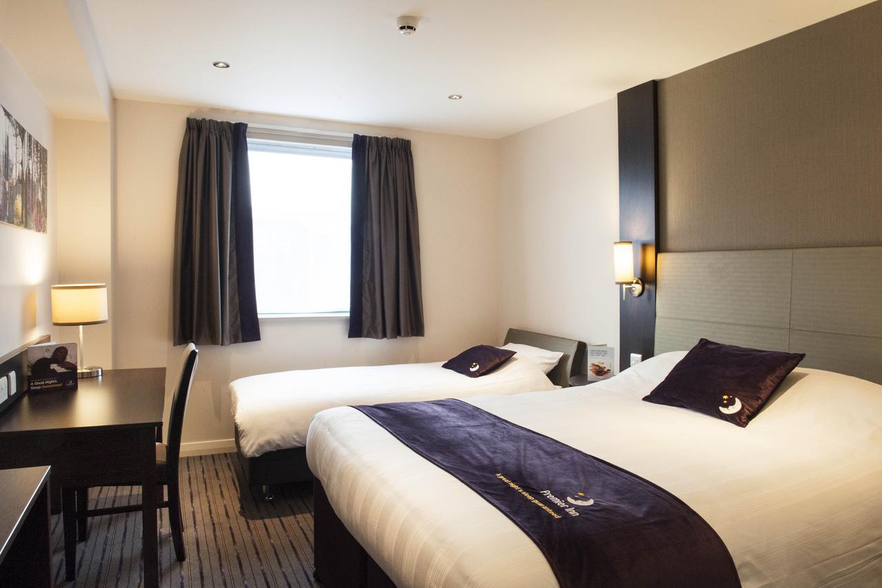 Premier Inn Glasgow Pacific Quay Quarto foto